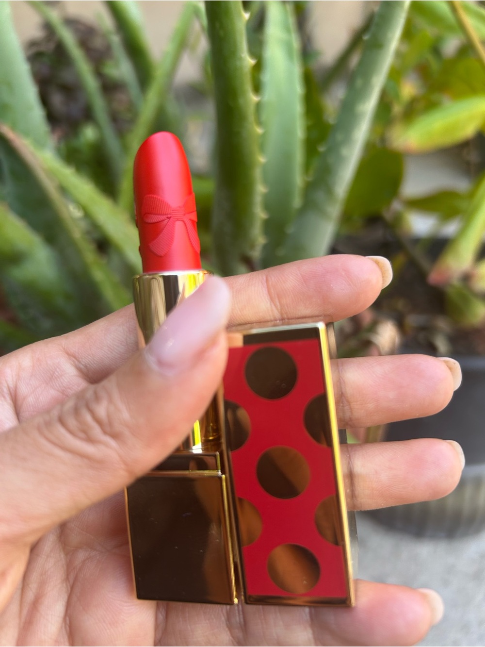 Estee Lauder Red Lipstick red ribbon no box